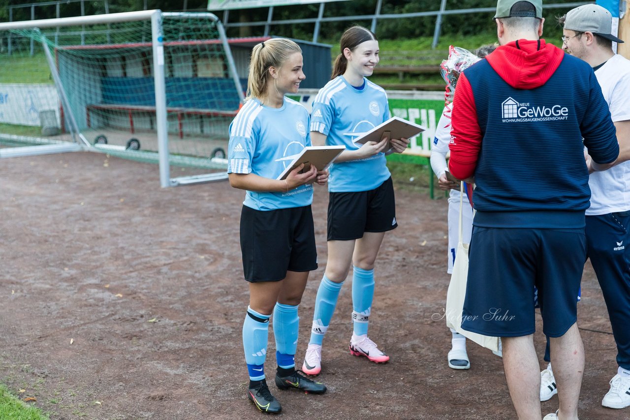 Bild 103 - Loewinnen Cup